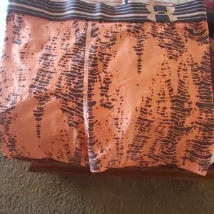 Under Armour ladies spandex shorts size XL